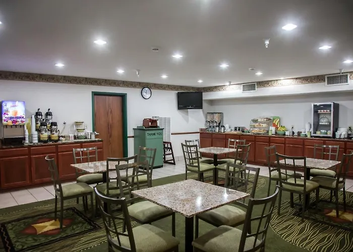 Quality & Near Rockford 4* Loves Park