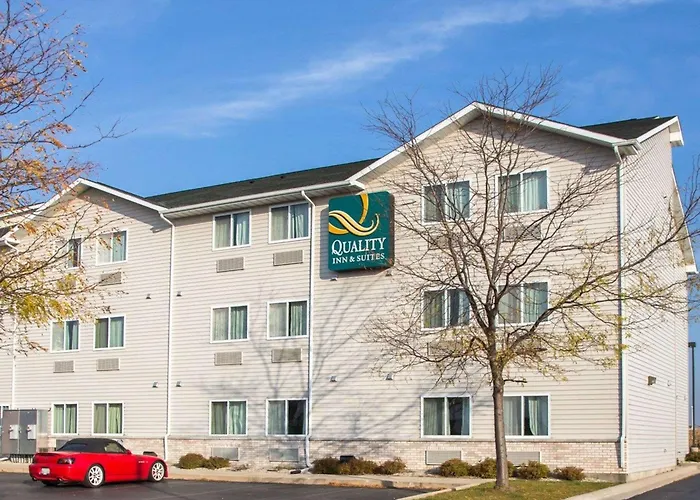 Quality & Near Rockford Отель Loves Park